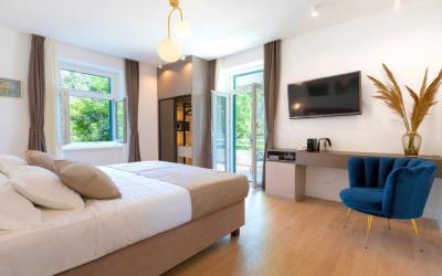 Superior Double or Twin Room with Terrace 3