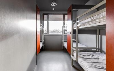 private 6-bed en-suite dorm 14 private 6-bed en-suite dorm 14