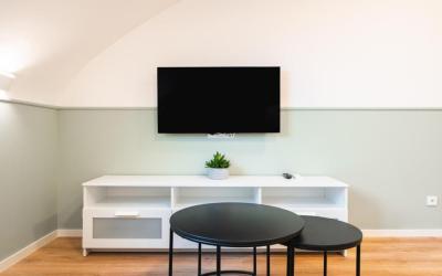 Suite with City View 14