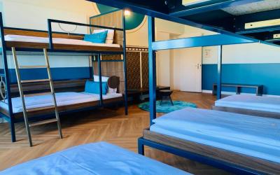 Deluxe 6/7 Beds Dorm shared 9