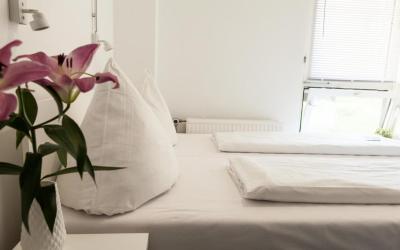 Zweibettzimmer mit Balkon 5