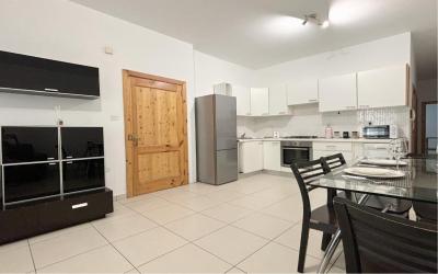 Two-Bedroom Apartment with Balcony 1