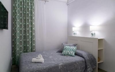 Interior Single Room with Shared Bathroom 3 Interior Single Room with Shared Bathroom 3