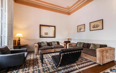 Six-Bedroom Apartment 1º 2ª 1 Six-Bedroom Apartment 1º 2ª 1