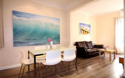 Apartment mit 3 Schlafzimmern - Calle Corsega 211 1