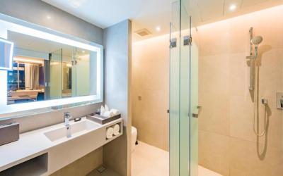 Pool-access Comfy Room 4