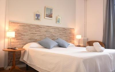 Double Room with Private Bathroom 2 Double Room with Private Bathroom 2