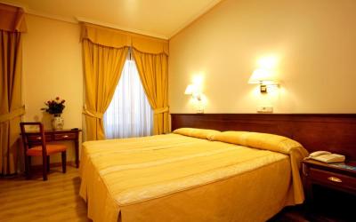 Double or Twin Room 2 Double or Twin Room 2