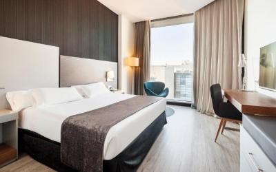Triple Room (2 Adults + 1 Child) 4 Triple Room (2 Adults + 1 Child) 4
