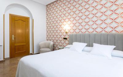 Double or Twin Room with City View 4 Double or Twin Room with City View 4