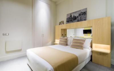 Single Room 6 Single Room 6