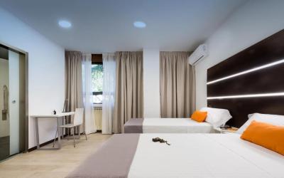 Double Room 2 Double Room 2