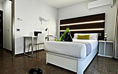 Single Room with Balcony 4 Single Room with Balcony 4
