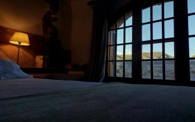 Double or Twin Room with Mountain View 2