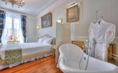 King Suite 2 King Suite 2