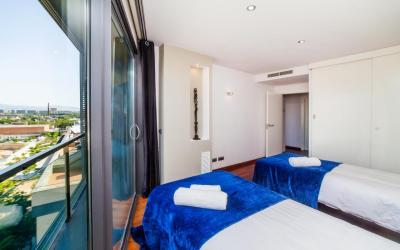 Victoria Diagonal Mar Barcelona 5