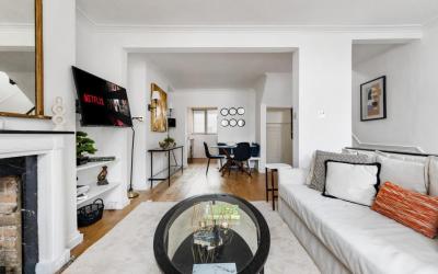 Knightsbridge Emerald by Dena Elite Collection 7