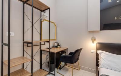 Empire Suites 7 Empire Suites 7