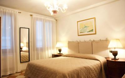 Anzolo Palace - Rooms & Apartments 3