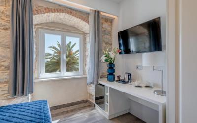 Palms Promenade Luxury Rooms 9 Palms Promenade Luxury Rooms 9