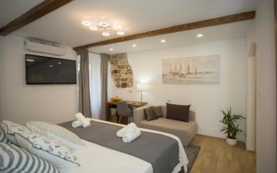 Palace Luxury Room 2