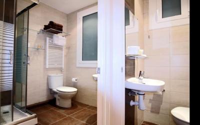 ClassBedroom Eixample Free Apartments 9