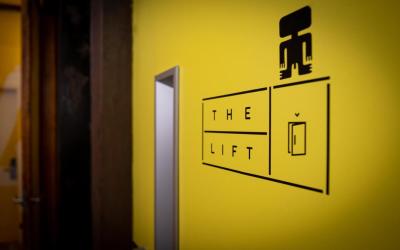 The Loft Hostel Barcelona La Pedrera 10