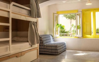 The Loft Hostel Barcelona La Pedrera 7