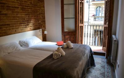 Happy People Plaza España Apartments 9