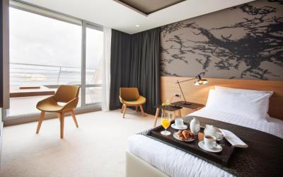 Junior Suite with Sea View and Balcony 3 Junior Suite with Sea View and Balcony 3