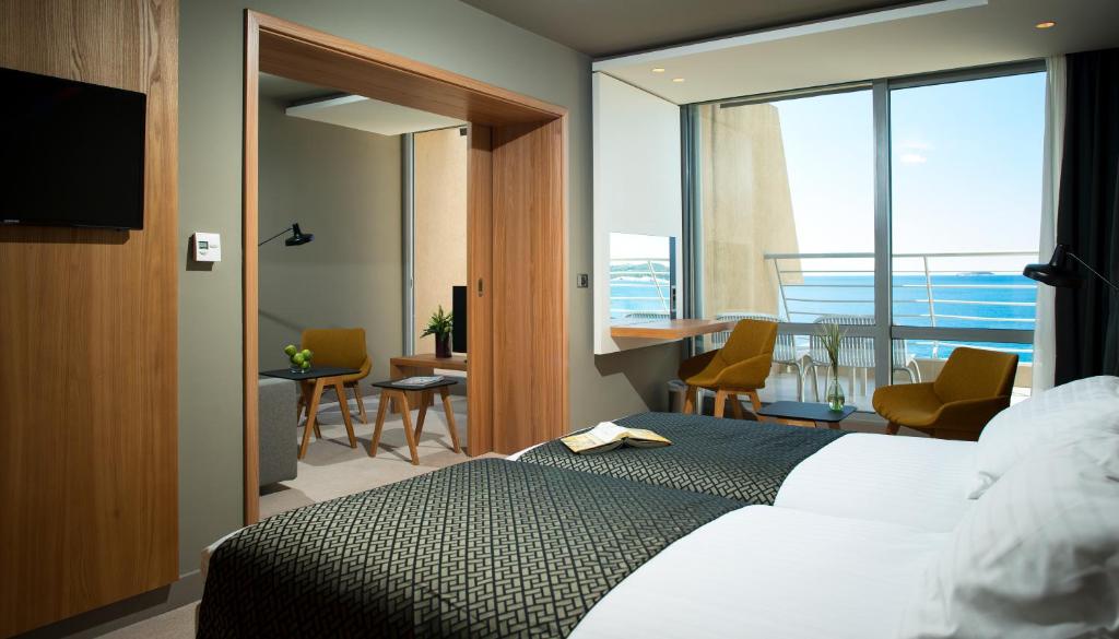 Special Offer - Junior Suite with Sea View and Balcony - with Airport Transfer 6 Special Offer - Junior Suite with Sea View and Balcony - with Airport Transfer 6