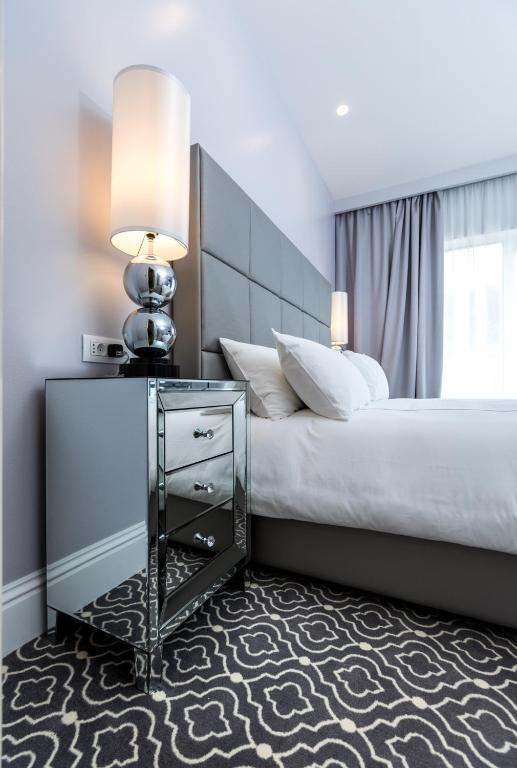 Special Offer: Luxury Room with Balcony and Arrival Airport Transfer Included 12 Special Offer: Luxury Room with Balcony and Arrival Airport Transfer Included 12