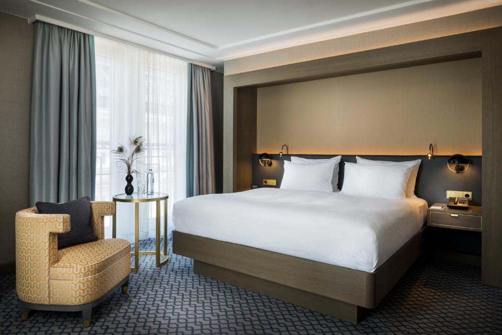 King Executive Room 1 King Executive Room 1