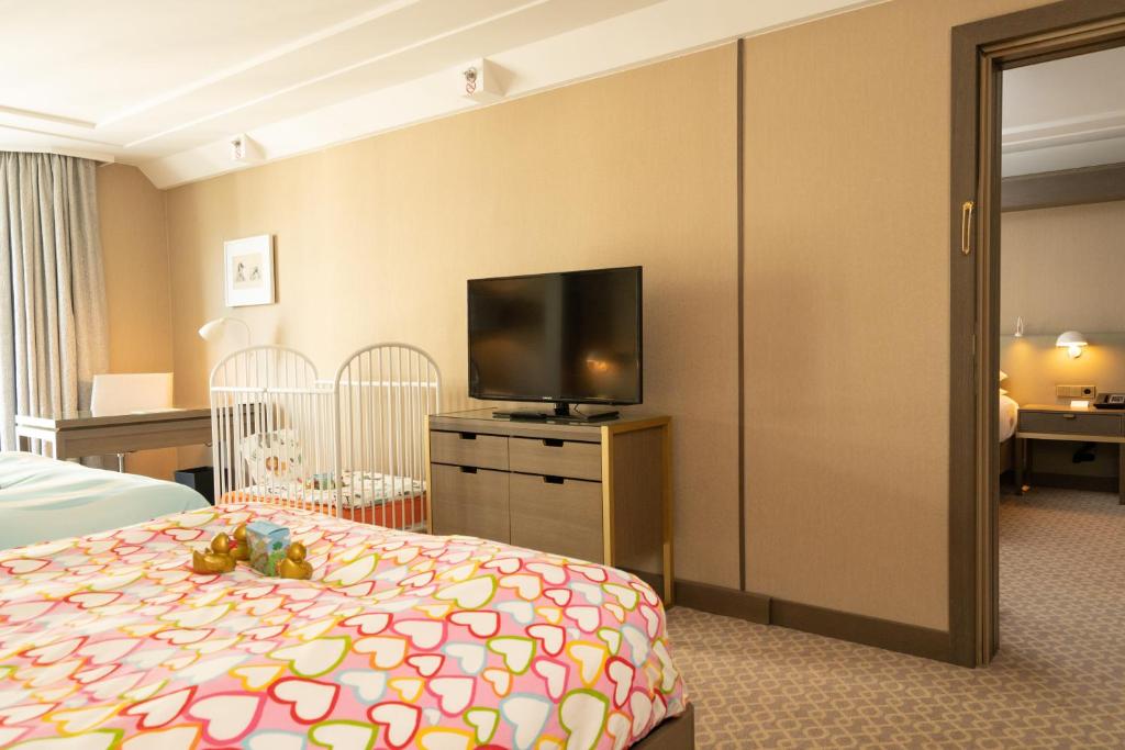 Family Connecting Room 15 Family Connecting Room 15