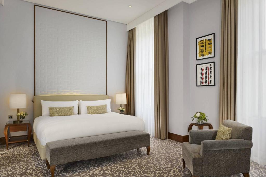 Deluxe Room 6 Deluxe Room 6