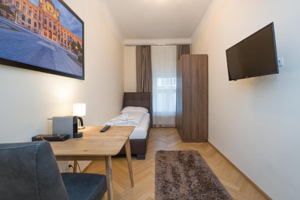Single Room with Shower 1 Single Room with Shower 1