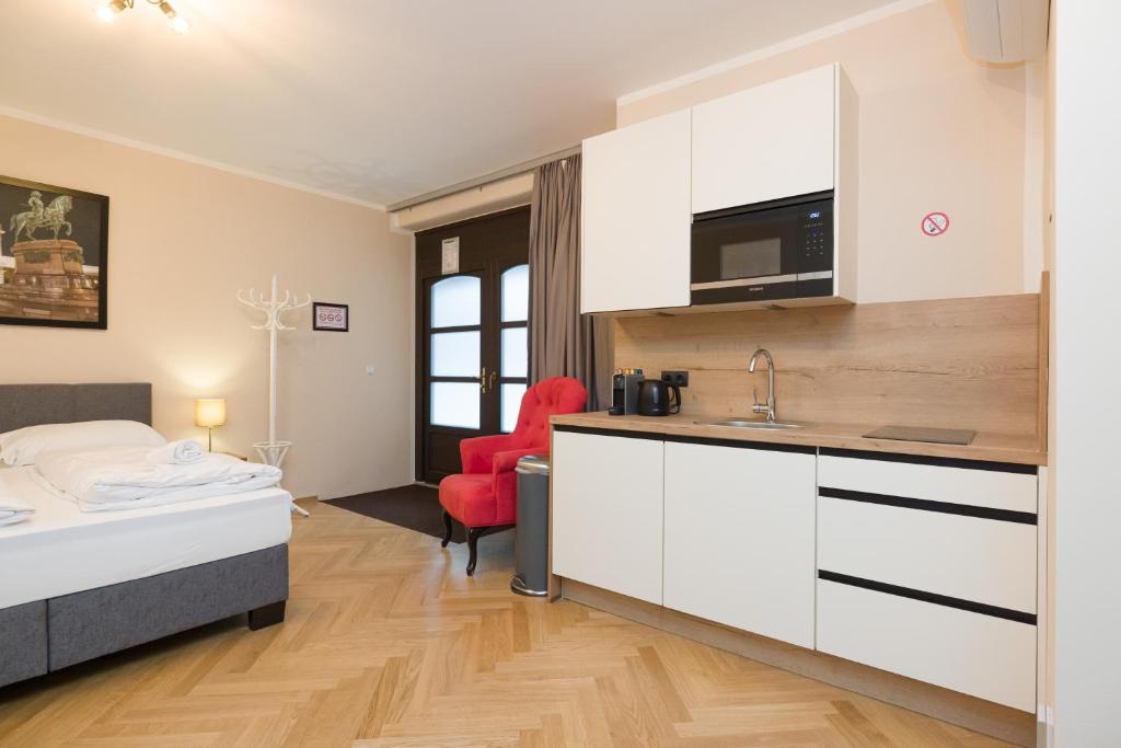 One-Bedroom Apartment 5 One-Bedroom Apartment 5
