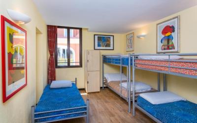 Lit Simple dans Dortoir Mixte de 5 Lits 19 Lit Simple dans Dortoir Mixte de 5 Lits 19