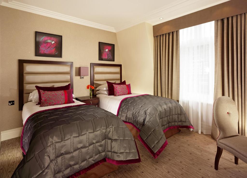 Minsters Deluxe Two Bedroom Suite 2 Minsters Deluxe Two Bedroom Suite 2