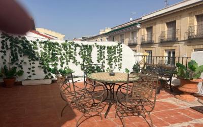 Romantic Central Terrace 3 Romantic Central Terrace 3