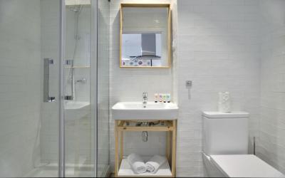 nQn Aparts & Suites Madrid 3 nQn Aparts & Suites Madrid 3