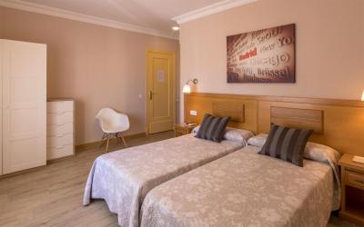 Hostal Santillan 6 Hostal Santillan 6