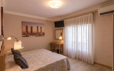 Hostal Santillan 7 Hostal Santillan 7