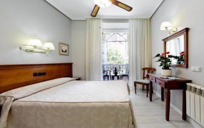 Hostal Macarena 4 Hostal Macarena 4