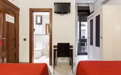 Hostal Castilla I Atocha 8 Hostal Castilla I Atocha 8