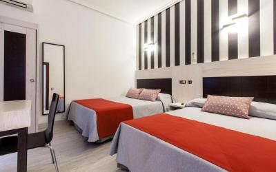 Hostal Castilla I Atocha 7 Hostal Castilla I Atocha 7