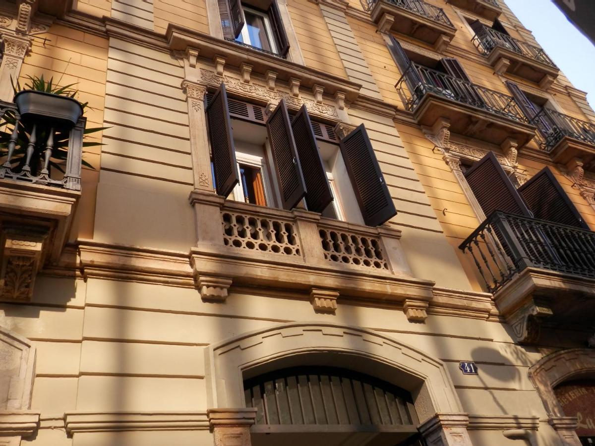Barcelona Central Garden Hostal 9 Barcelona Central Garden Hostal 9