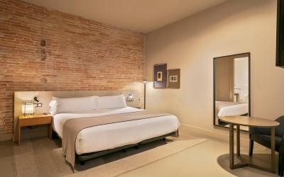 Uma Suites Pau Claris 6 Uma Suites Pau Claris 6