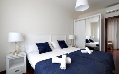 Classbedroom Fira Business Apartment 9 Classbedroom Fira Business Apartment 9