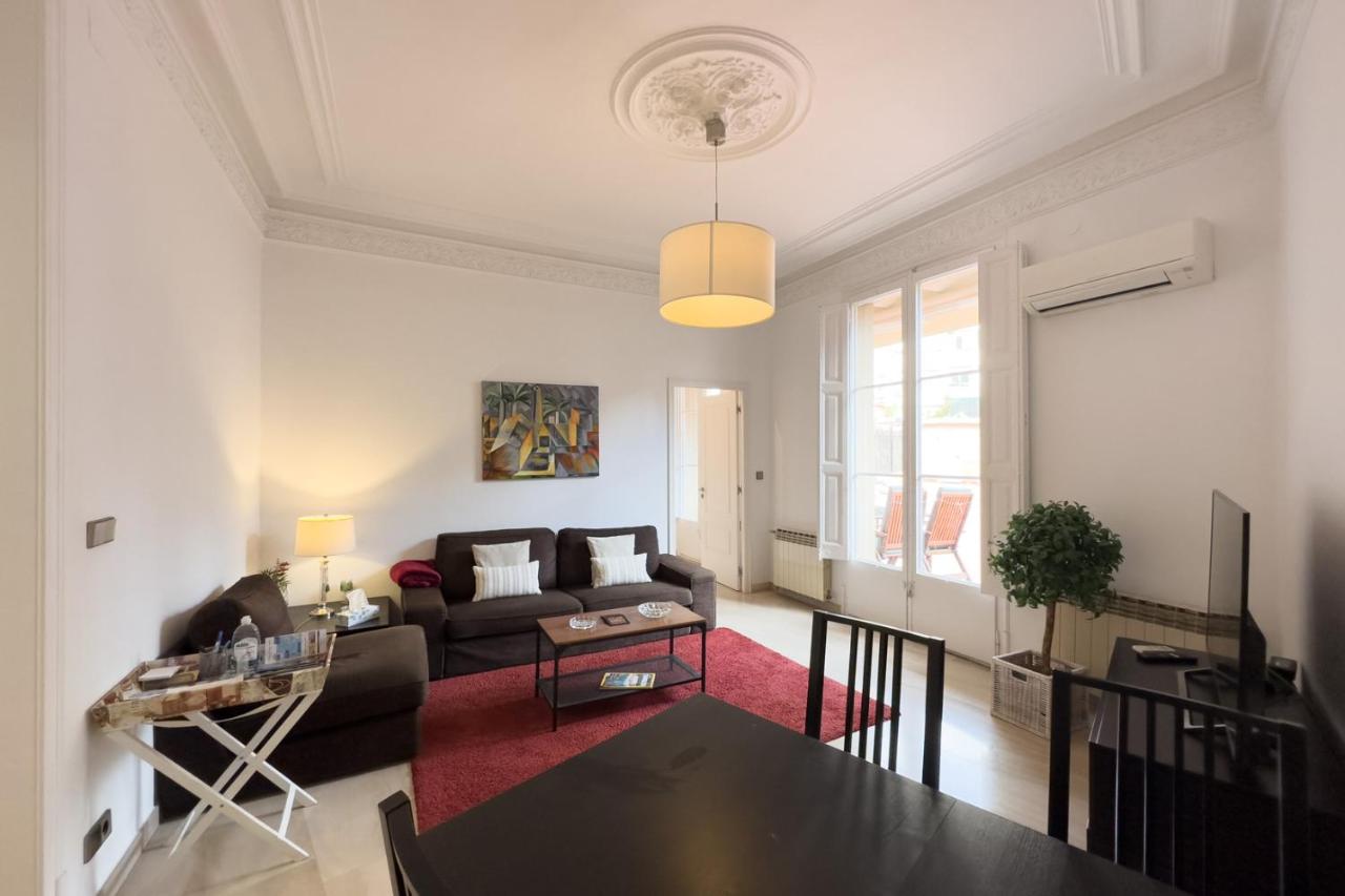 ApartEasy - Passeig de Gracia 3 ApartEasy - Passeig de Gracia 3